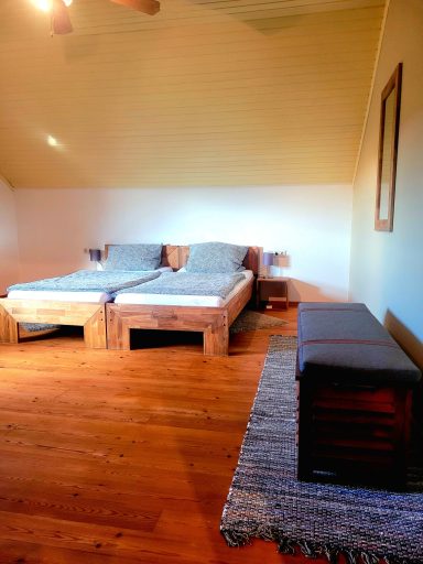 Tolle Ferienwohnung für Gruppen  in Schmißberg, Nationalparkregion Hunsrück-Hochwald. Platz für 2 bis 5 Personen